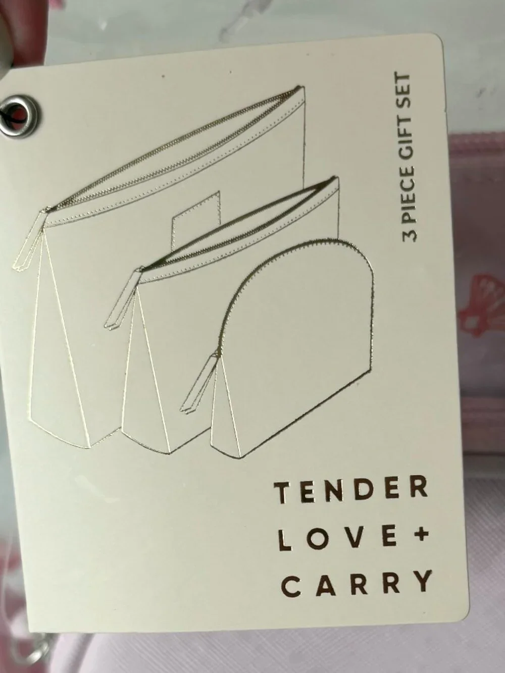 NWT - Tender Love + Carry 3 Piece Pink Seashell Cosmetic Set